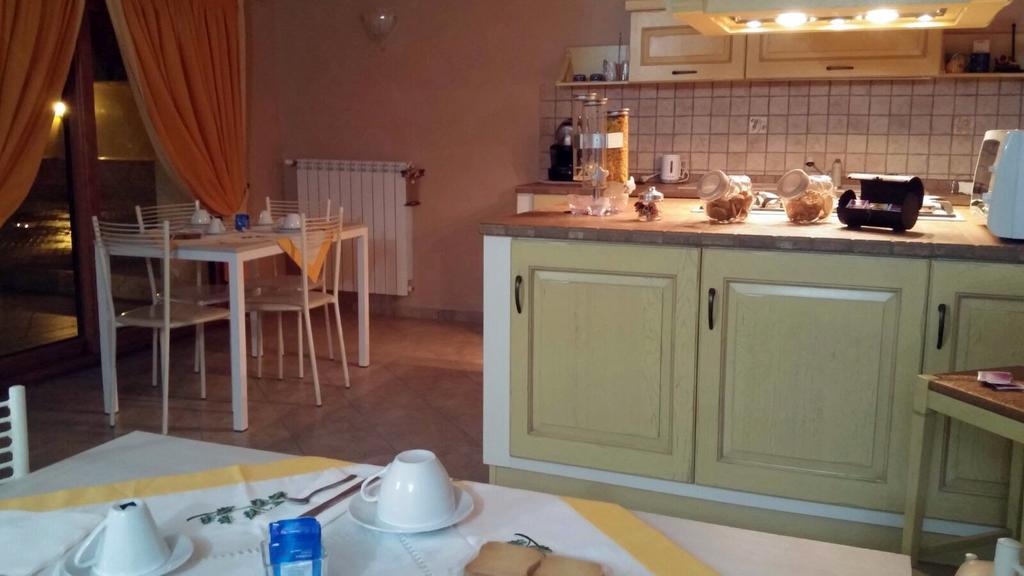 Alba Chiara Bed & Breakfast อันซีโอ ภายนอก รูปภาพ
